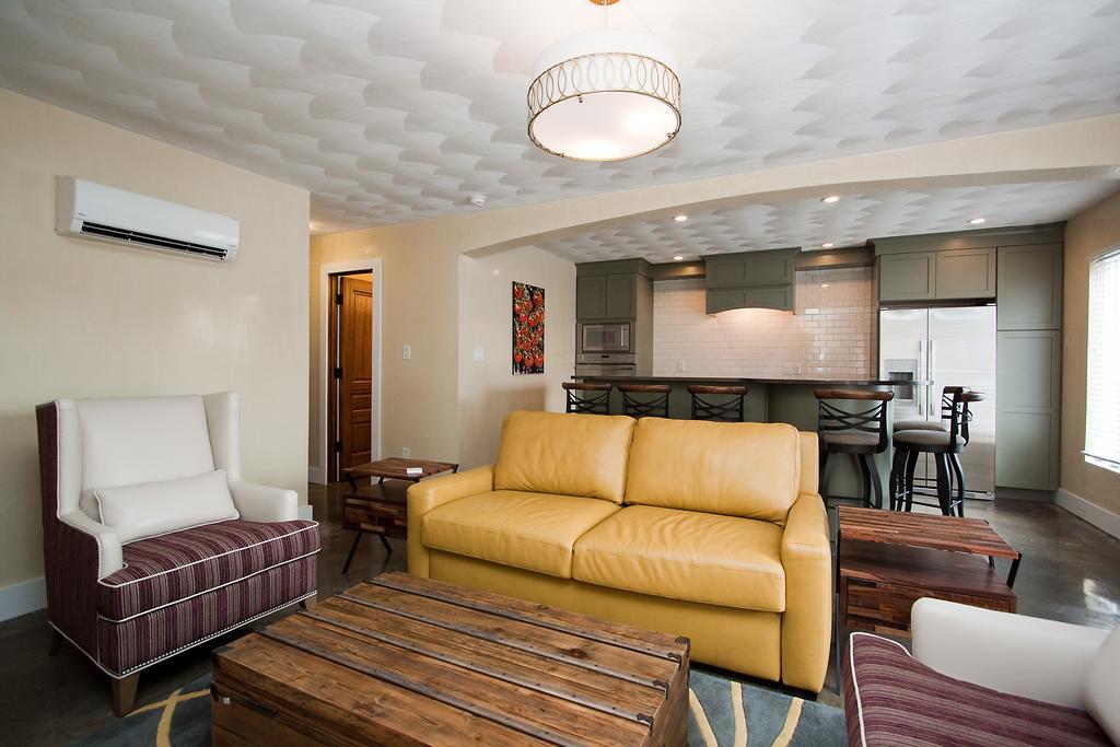 Plaza 2700 Luxury Beach Suites Вірджинія-Біч Екстер'єр фото